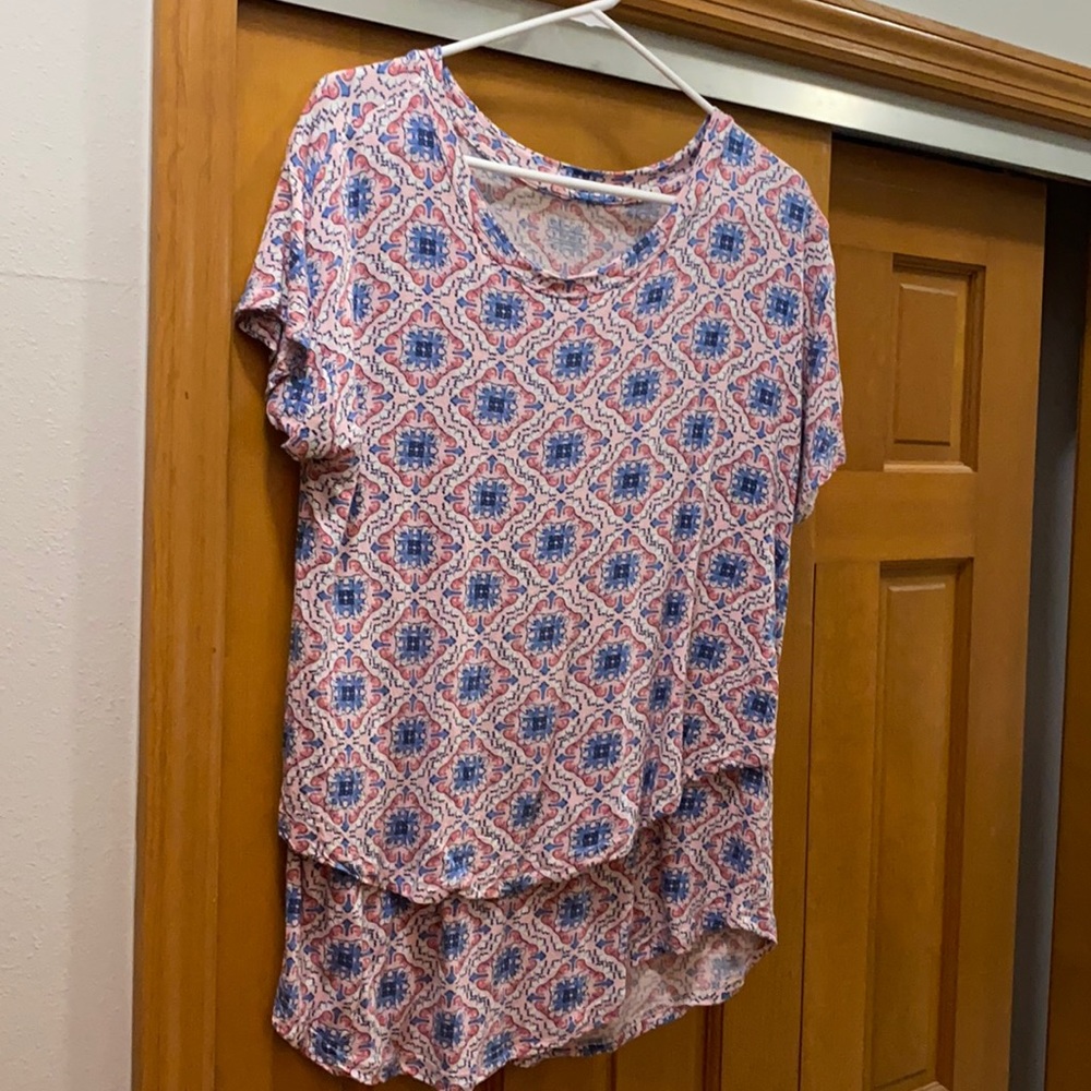 Latched Mama tee